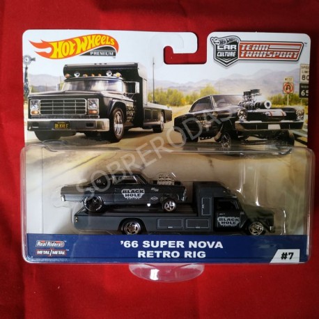 Hot Wheels 1:64 '66 Super Nova + Retro Rig (Team Transporter 7)
