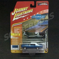 Johnny Lightning 1:64 1971 Chevy Monte Carlo SS
