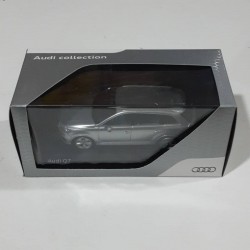 Audi Collection 1:43 Audi Q7