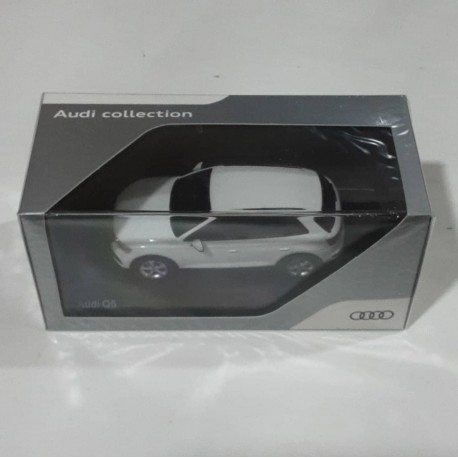 Audi Collection 1:43 Audi Q5
