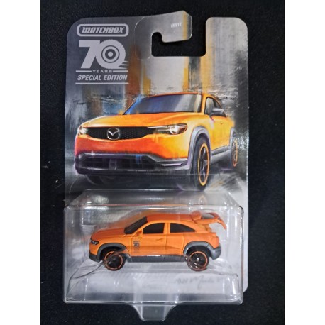 Matchbox 70 Year Special Edition 1:64 2021 Mazda MX