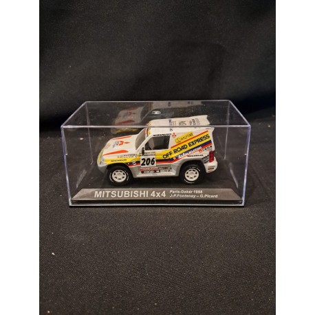 IXO Models 1:43 Mitsubishi 4X4 (Paris-Dakár 1998)