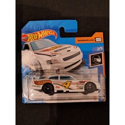 Hot Wheels 1:64 2010 Chevy Impala
