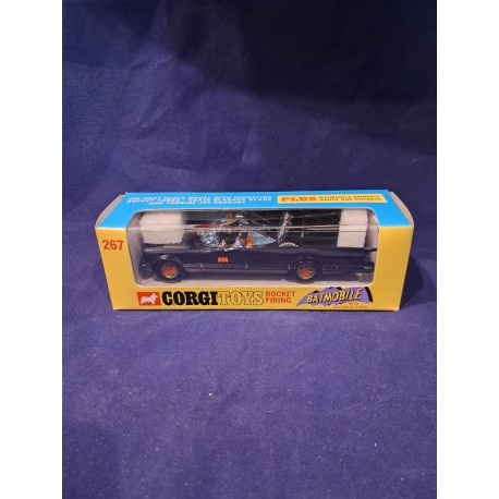 Corgi 1:43 Batmobile With Batman & Robin