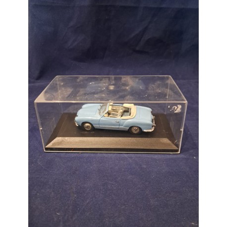 IXO Models 1:43 Volkswagen Karmann Ghia Convertible 1957