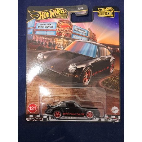 Hotwheels 1:64 Porsche 911 Carrera RS 2.7