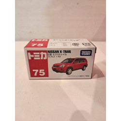 Tomica 1:62 Nissan X-Trail