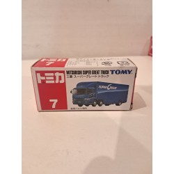 Tomica Mitsubishi Super Great Truck
