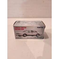 Tomica Limited Vintage 1:64 Nissan Cedric Brougham VIP