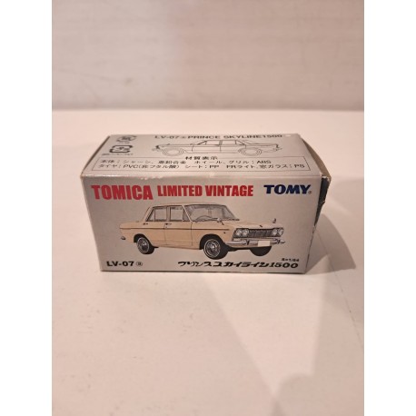 Tomica Limited Vintage 1:64 Prince Skyline 1500