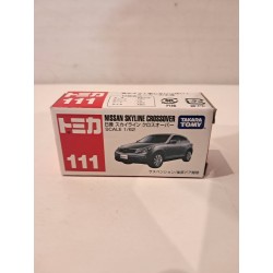 Tomica 1:62 Nissan Skyline Crossover