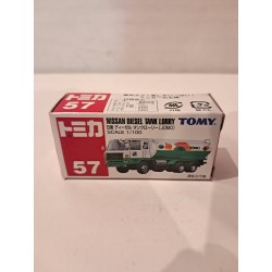Tomica 1:100 Nissan Diesel Tank Lorry
