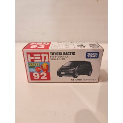 Tomica 1:65 Toyota Ractis
