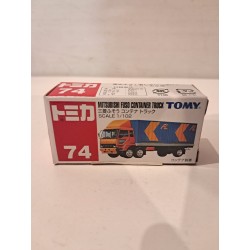 Tomica 1:102 Mitsubishi Fuso Container Truck