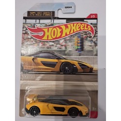 HotWheels 1:64 McLaren Senna (1/4 Mile Finals)
