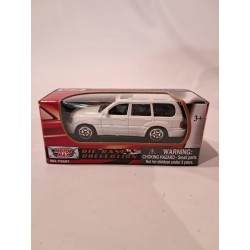 Motor Max 1:64 Toyota LandCruiser