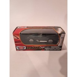 Motor Max 1:64 1961 Mako Shark