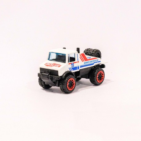 HotWheels (Solto) 1:64 Mercedes-Benz Unimog 1300