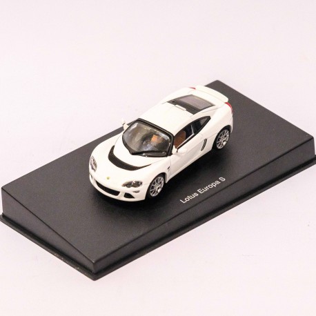AutoArt 1:43 Lotus Europa S