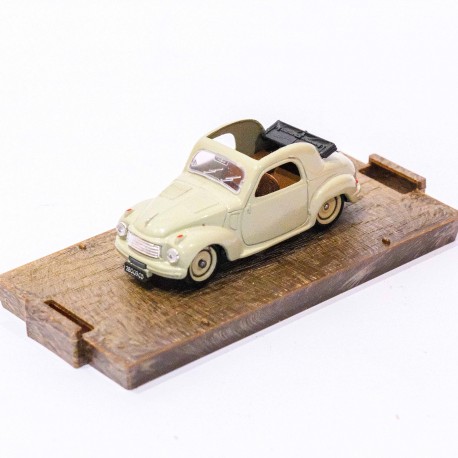Brumm 1:43 Fiat 500 C Topolino 1949-1955