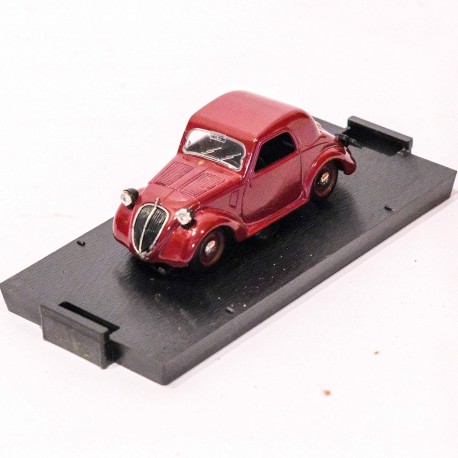 Brumm 1:43 Fiat 500 Topolino 1936-1948