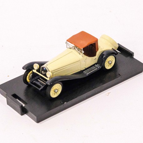 Brumm 1:43 Alfa Romeo 2300 Bicolore Chiusa 1931