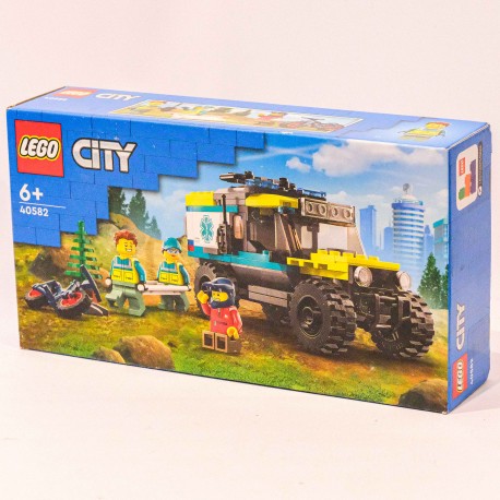LEGO 4x4 Off-Road Ambulance Rescue - 40582