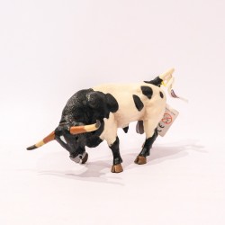 papo Touro (Black and white Spanish bull)