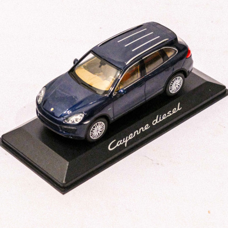 Minichamps 1:43 Porsche Cayenne Diesel