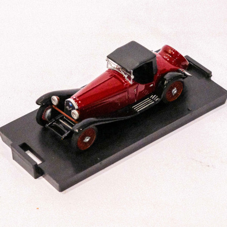 Brumm 1:43 Alfa Romeo 2300 Bicolore Chiusa 1931