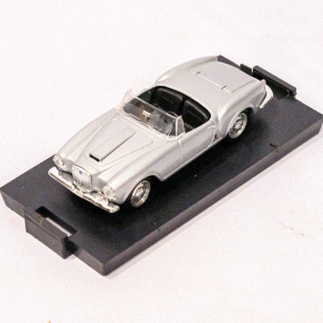 Brumm 1:43 Lancia Aurelia B24 Spider aperta 1955 argento