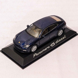 Minichamps 1:43 Porsche Panamera 4S Diesel